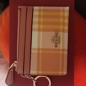NWT  COACH CARD CASE
